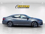 2022 Altima Thumbnail 3