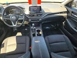 2022 Altima Thumbnail 7