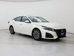 2023 Altima Thumbnail 1
