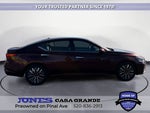 2023 Altima Thumbnail 6
