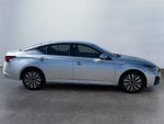 2023 Altima Thumbnail 6