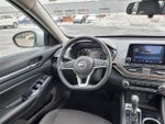 2023 Altima Thumbnail 7