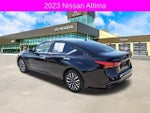 2023 Altima Thumbnail 7