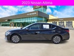 2023 Altima Thumbnail 8