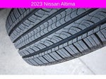2023 Altima Thumbnail 30