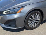 2023 Altima Thumbnail 10