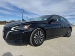 2024 Altima Thumbnail 1