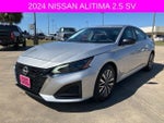 2024 Altima Thumbnail 3
