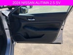2024 Altima Thumbnail 13