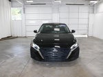 2024 Altima Thumbnail 3