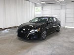 2024 Altima Thumbnail 4