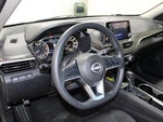 2024 Altima Thumbnail 17