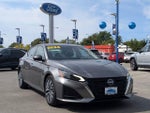 2024 Altima Thumbnail 2