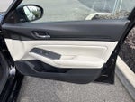 2025 Altima Thumbnail 28