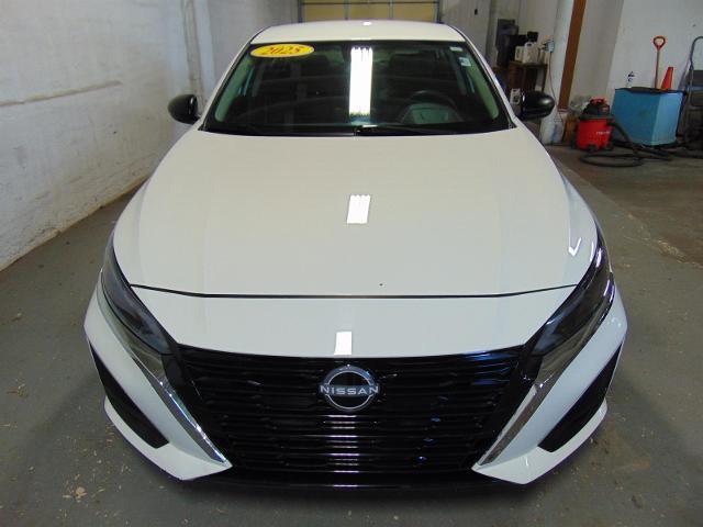 2025 Nissan Altima - $19,648