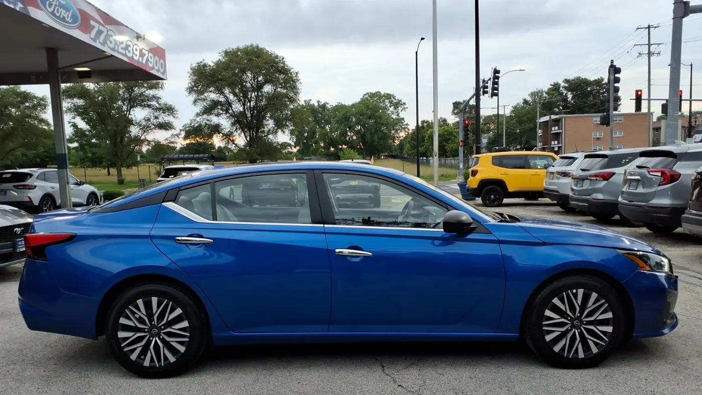 2025 Nissan Altima 2.5 SV