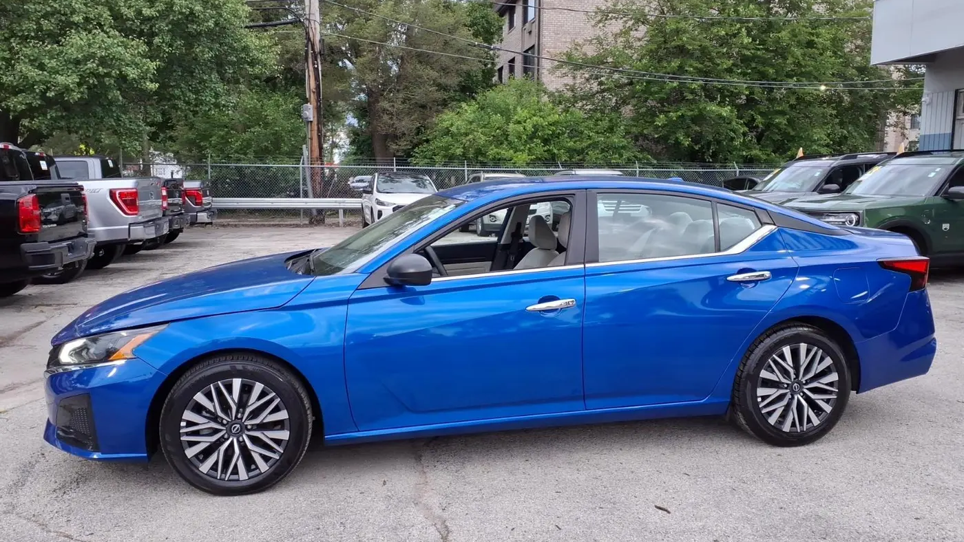 2025 Nissan Altima 2.5 SV