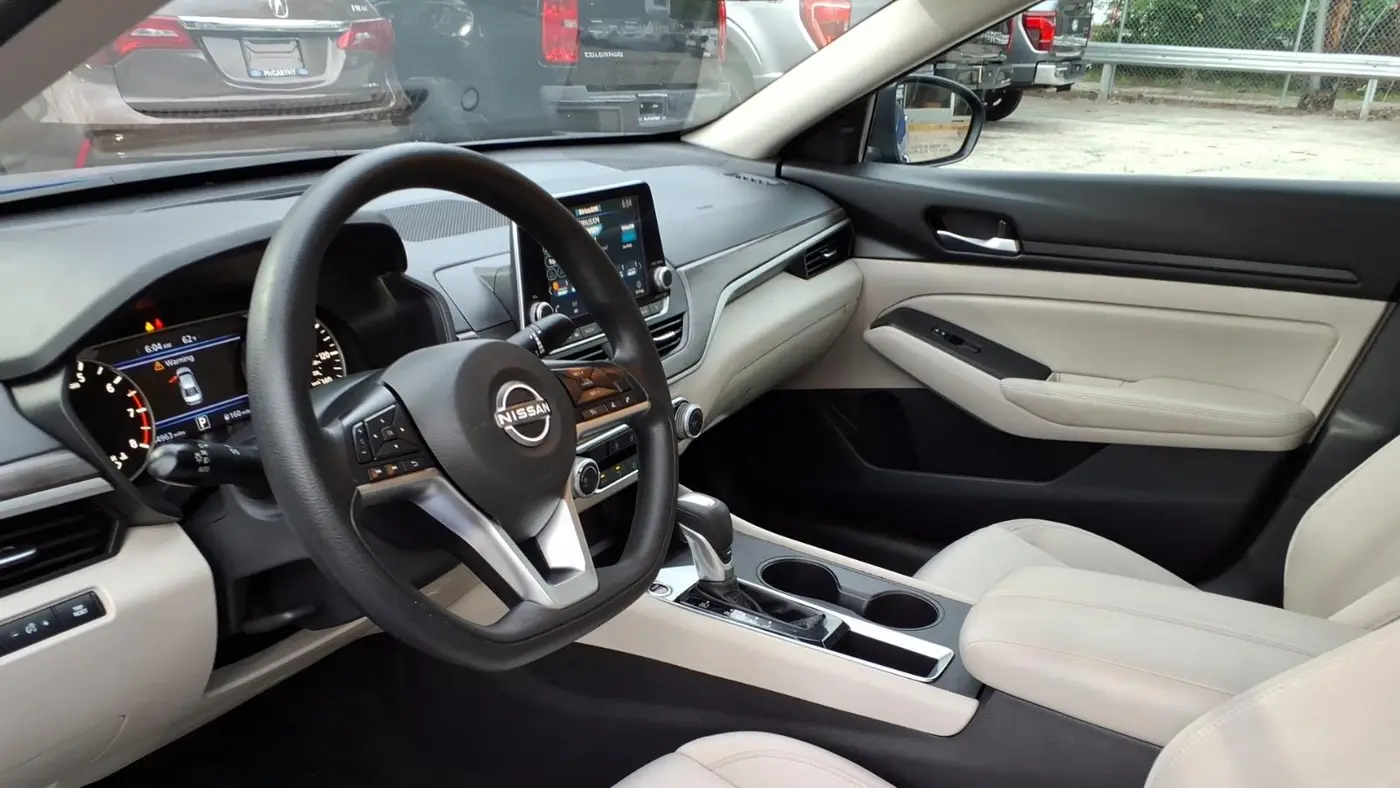 2025 Nissan Altima 2.5 SV