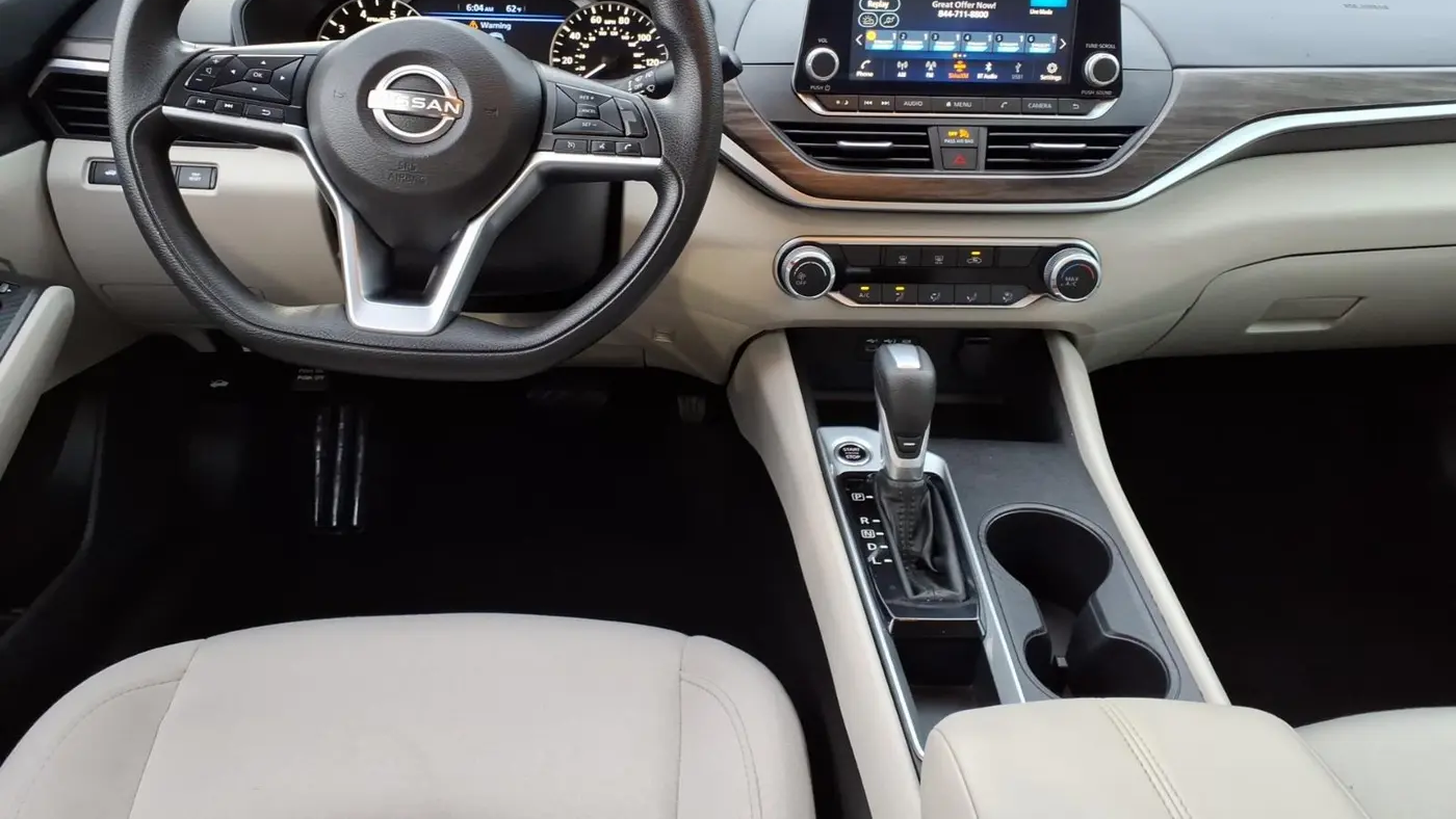 2025 Nissan Altima 2.5 SV