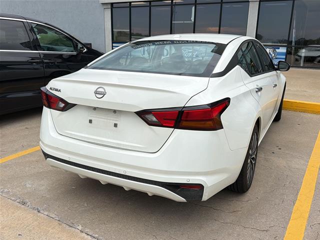 2025 Nissan Altima - $19,499