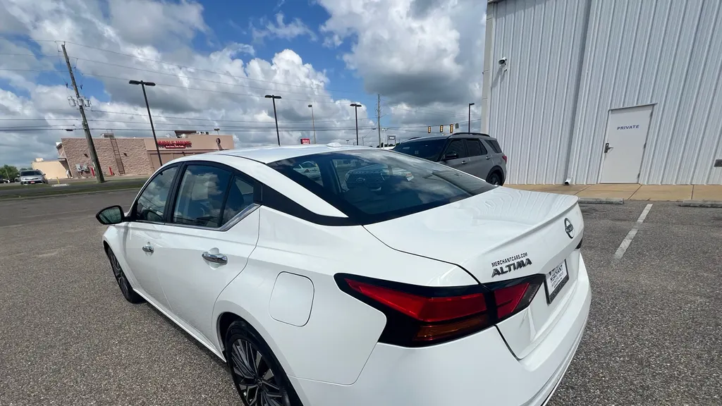2025 Nissan Altima 2.5 SV