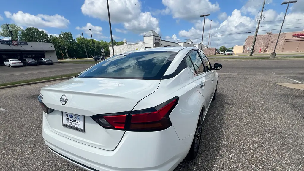 2025 Nissan Altima 2.5 SV