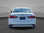 2025 Altima Thumbnail 8