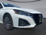 2025 Altima Thumbnail 27