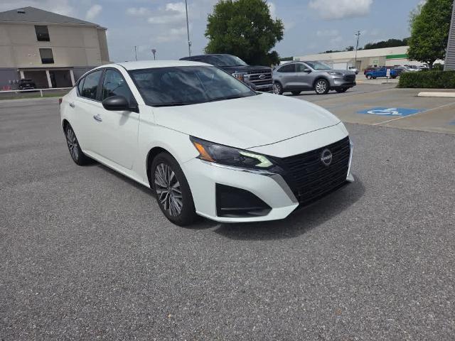 2025 Nissan Altima