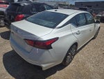 2026 Altima Thumbnail 3