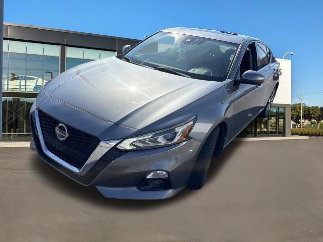 2019 Nissan Altima - $12,500