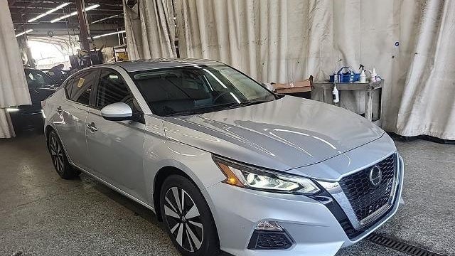 2021 Nissan Altima 2.5 SV