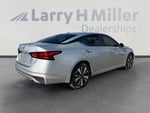 2021 Altima Thumbnail 5