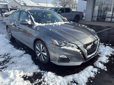 2022 Nissan Altima 2.5 SV 4DR Sedan