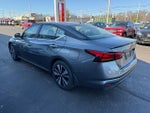 2022 Altima Thumbnail 7