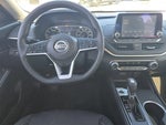 2022 Altima Thumbnail 18