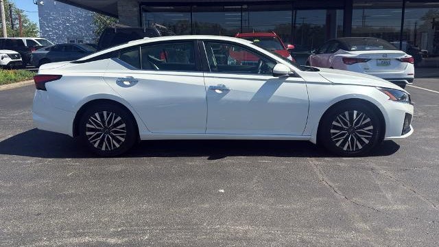 Preowned 2023 Nissan Altima 2.5 SV for Sale