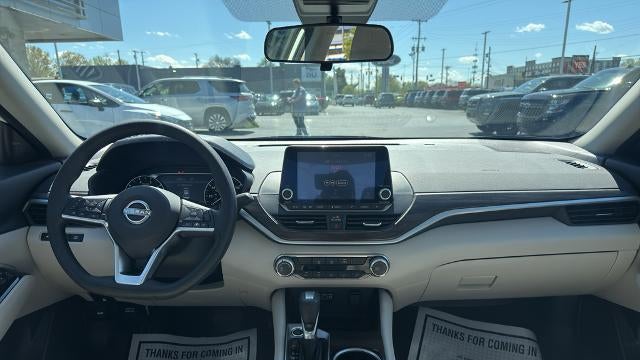 2023 Nissan Altima 2.5 SV