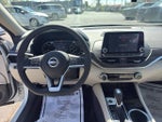 2023 Altima Thumbnail 16