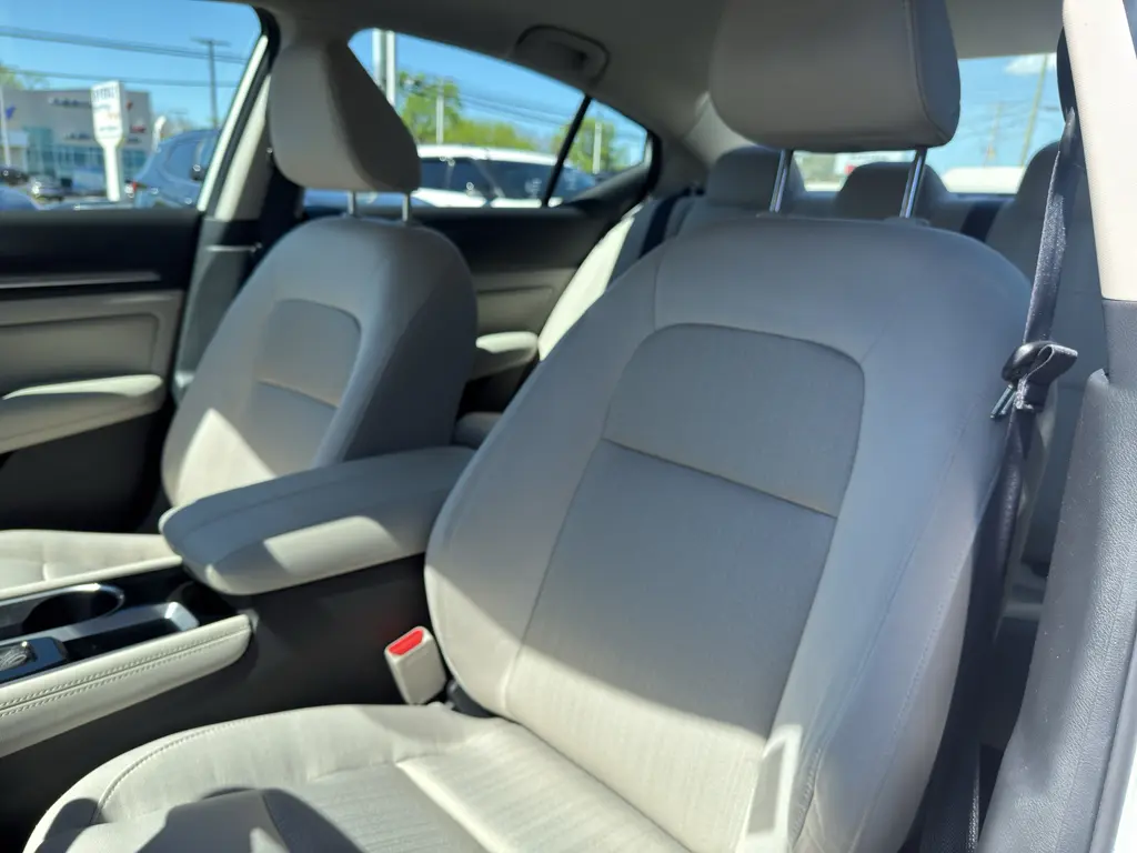 2023 Nissan Altima - $17,450