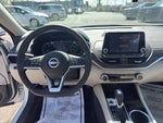 2023 Altima Thumbnail 18