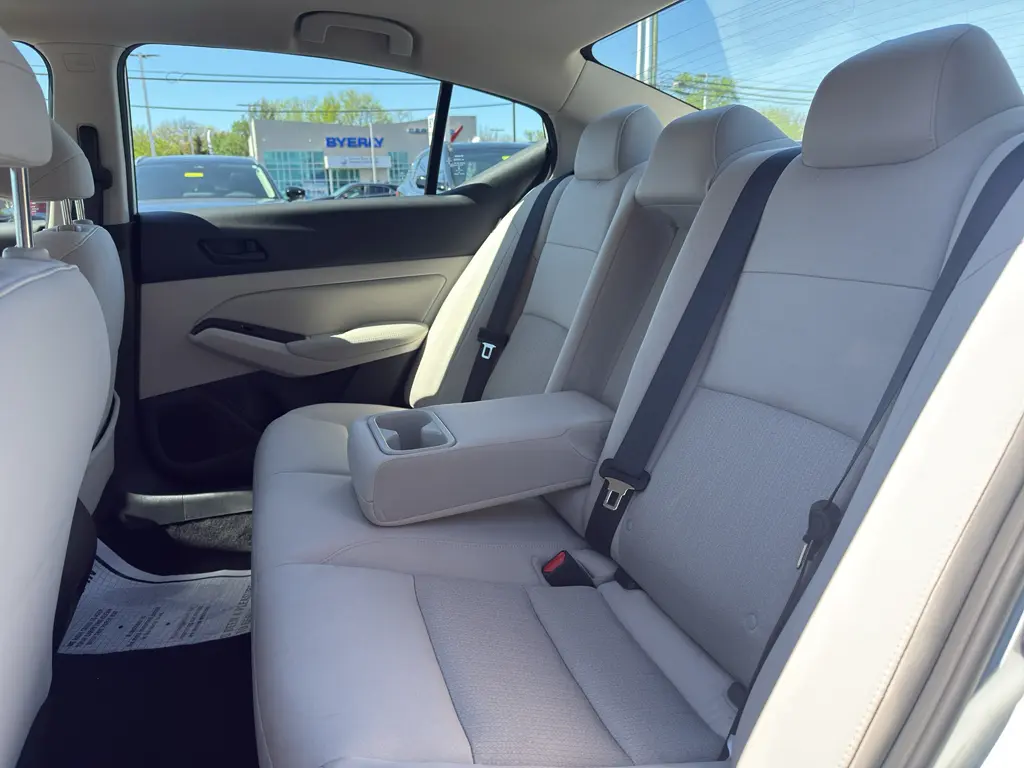 2023 Nissan Altima - $17,450
