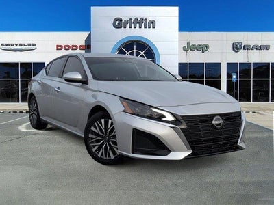 2023 Nissan Altima 2.5 SV 4DR Sedan