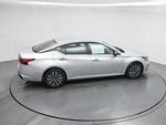 2023 Altima Thumbnail 37