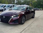 2024 Altima Thumbnail 2