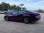 2024 Altima Thumbnail 4