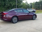 2024 Altima Thumbnail 7