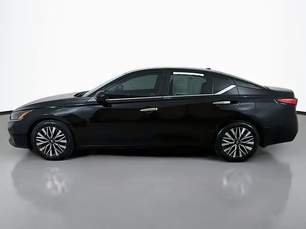 2024 Nissan Altima - $17,699