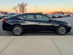 2024 Altima Thumbnail 10