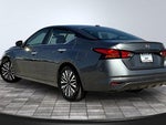 2024 Altima Thumbnail 4